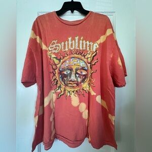 Hot Topic Red Sublime Sun Graphic Tee